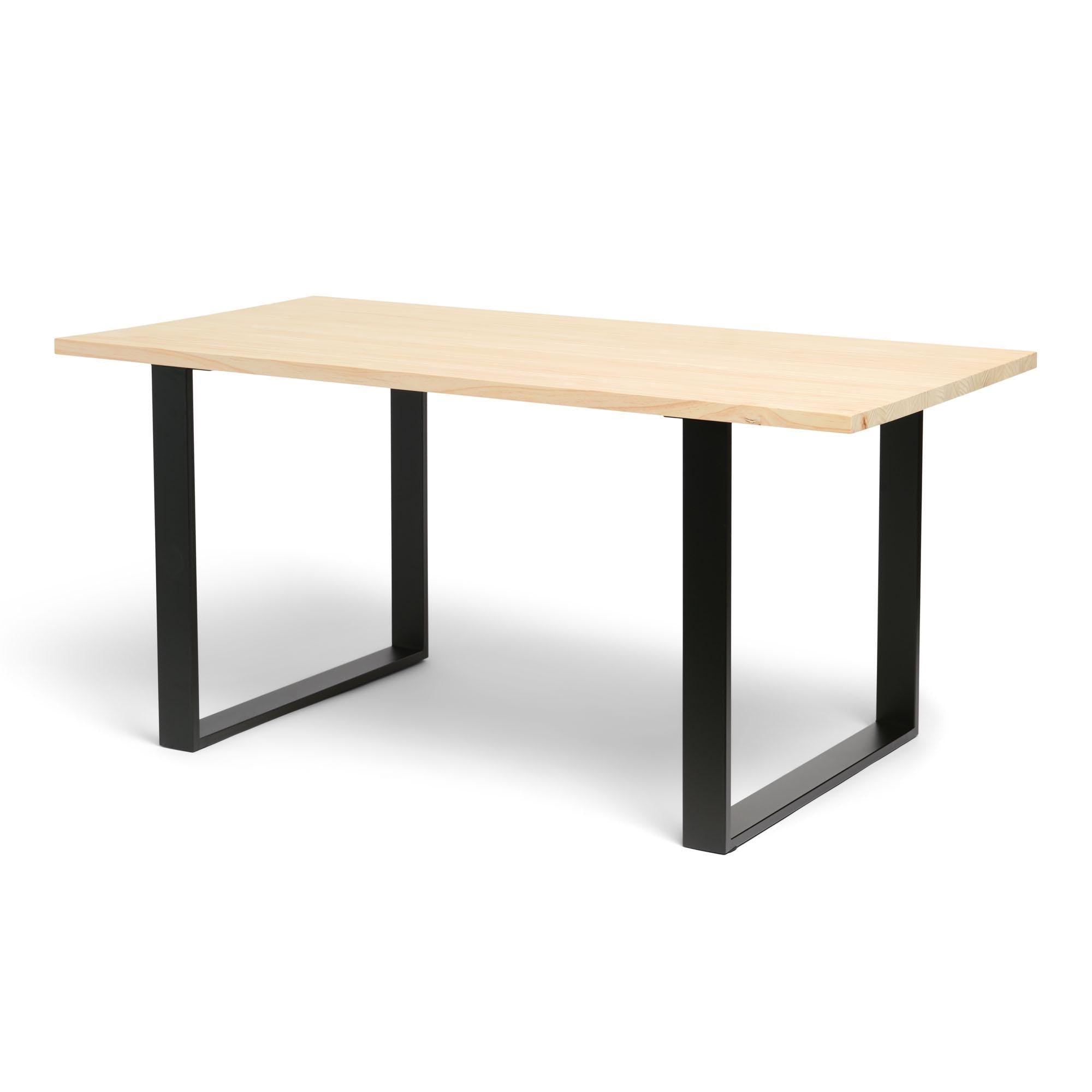 KASA Mesa de comedor de madera maciza. Acabado "N A T U R A L".