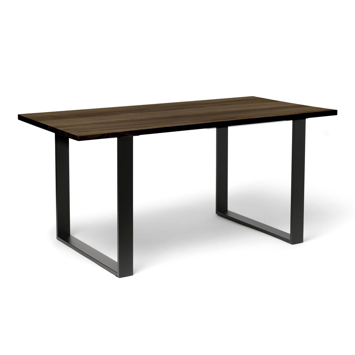 KASA Mesa de comedor de madera maciza. Acabado 