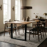 GASSAN Solid wood dining table with sharp edges. 