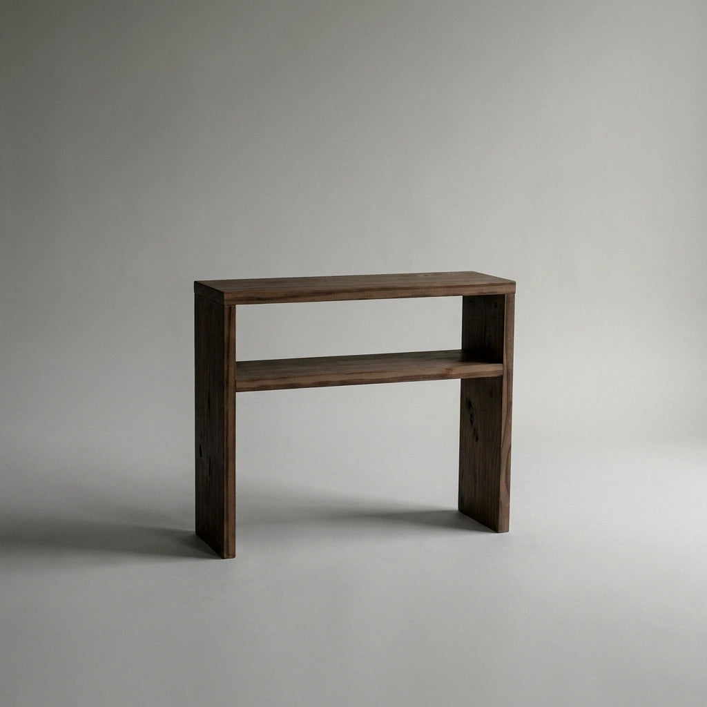 HOO Mesita de noche de madera maciza. Acabado "R A W  G R A Y".
