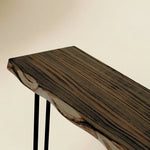 Consola UTSUGI - Récipient en bois massif avec bord vivant. Accabado 