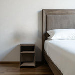 TEKARI Table de nuit en bois massif. Accabado 