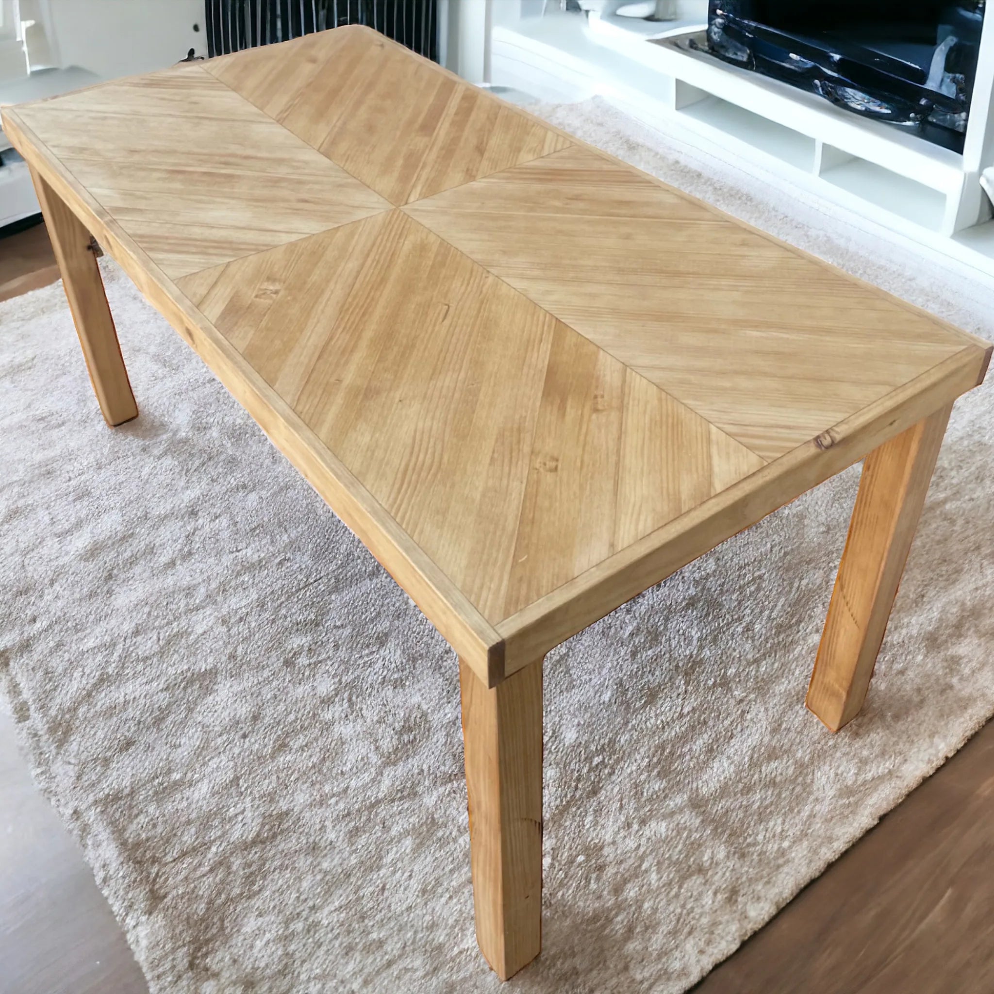 Mesa de comedor HAKKODA Oak de madera maciza con diseño geométrico artesanal